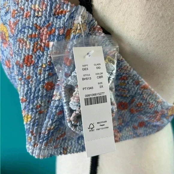 New with tags J crew Scrunchie sweetheart bikini top in afternoon floral - Picture 7 of 8
